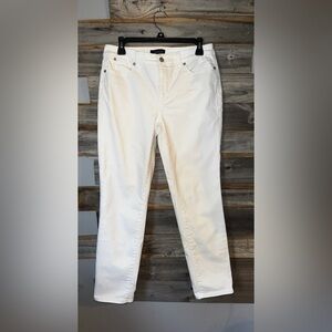 Talbots- women’s white jeans- size 8 - flawless five pocket- slim ankle